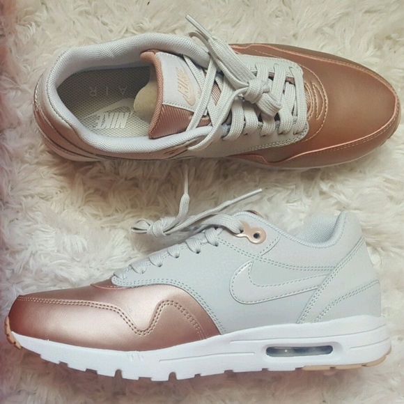 🆕️Women's Nike Air Max 1 Ultra SE (Size 7.5)😍 - Picture 4 of 8
